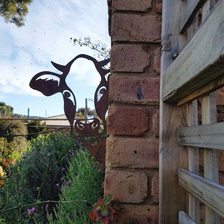 BowLift | Outdoor Garden Farm Spying Goat Metal Artwork Indoor Decoration