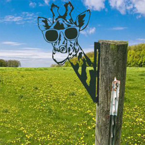 BowLift | Outdoor Garden Farm Spying Goat Metal Artwork Indoor Decoration