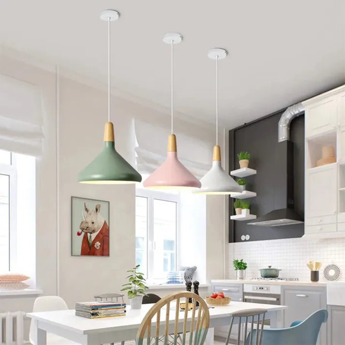 BowLift | Modern elegance in the form of a stylish conical pendant lamp