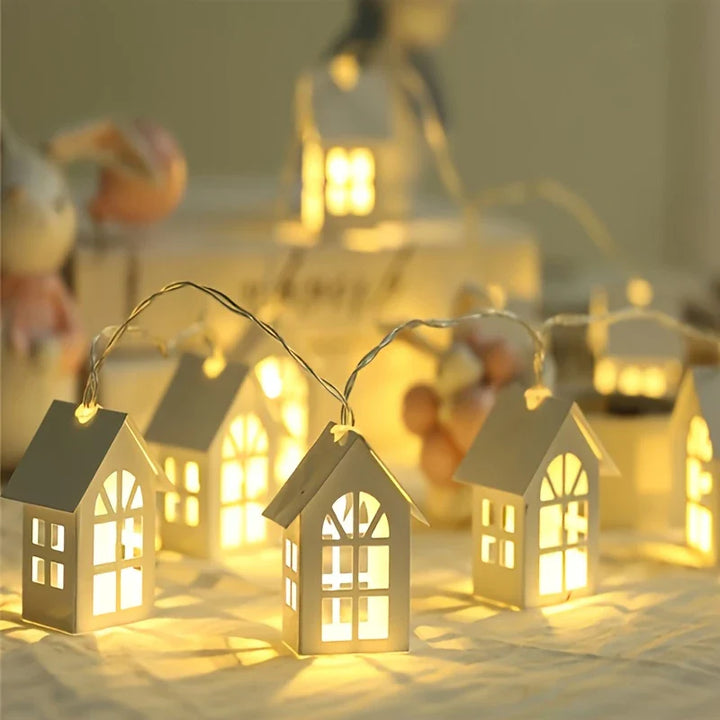 BowLift | LED fairy lights with mini houses - Decorative Christmas lighting for indoor use