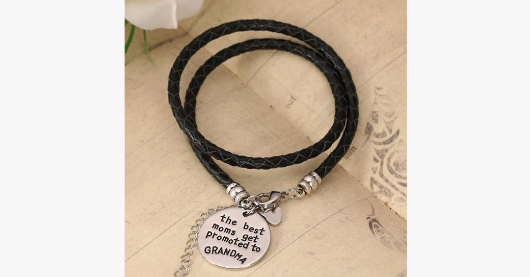 BowLift | The best mothers are promoted to grandma - Hand-stamped bracelets