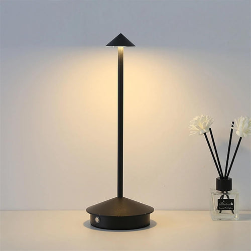 Robyn Arrow LED Table Lamp | Bowlift