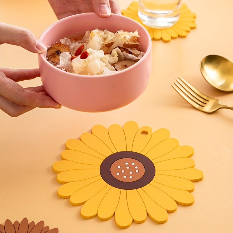 BowLift | PVC Heat Resistant Sunflower Table Mat