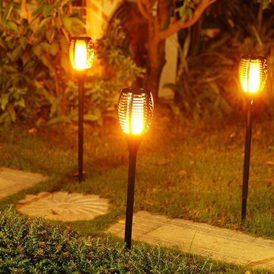 BowLift | LED Solar Garden Torches Deluxe 96 LED (4 pieces)