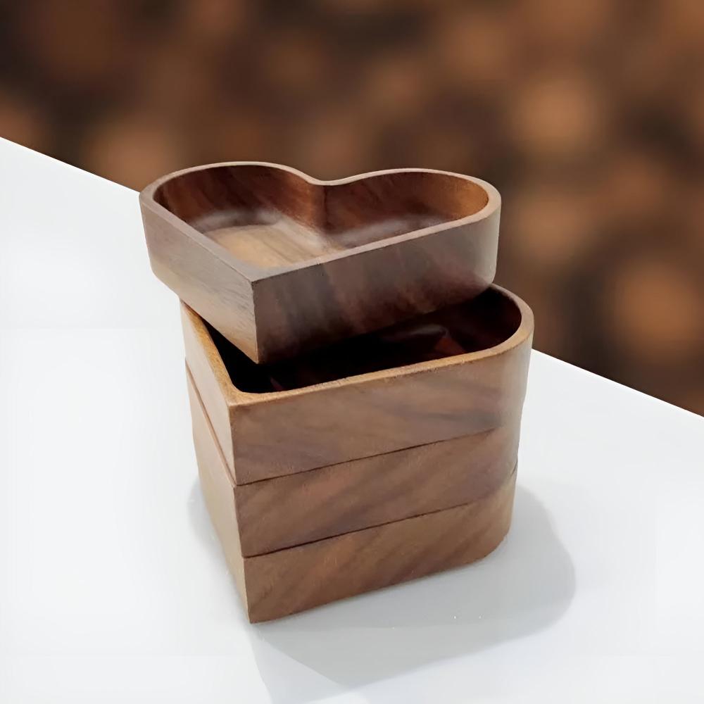 BowLift | Heart-Shaped Wooden Snack Tray | 4 pcs