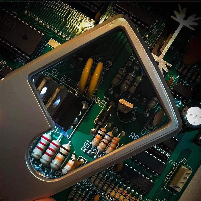 BowLift | LED Card Type Magnifier For Reading