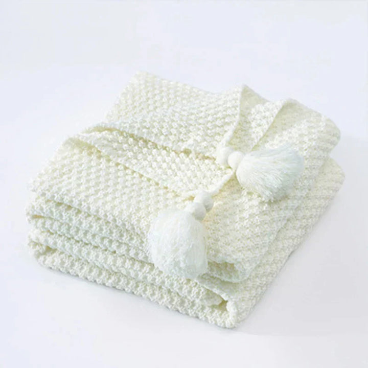 BowLift | Wool Blanket ArcticHaven | Scandinavian Design with Tassels & Balls | Warm & Stylish