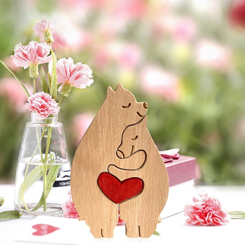 Decoration made of plush animals from hand-carved wood | Bowlift