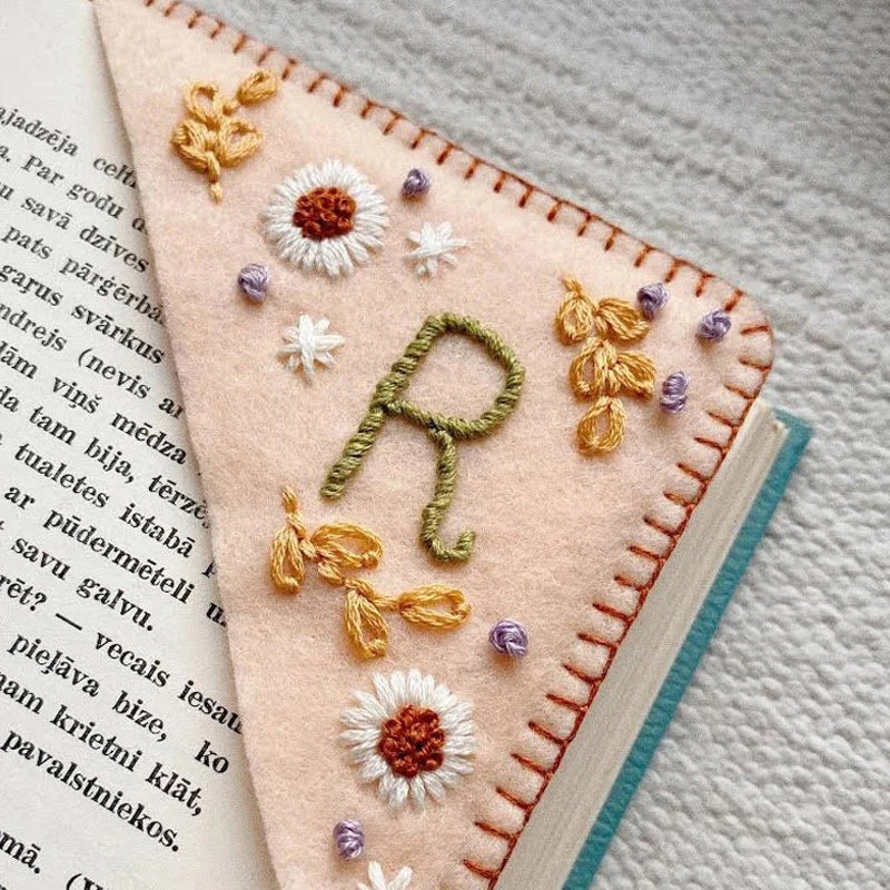 BowLift | Personalized hand-stitched corner bookmark