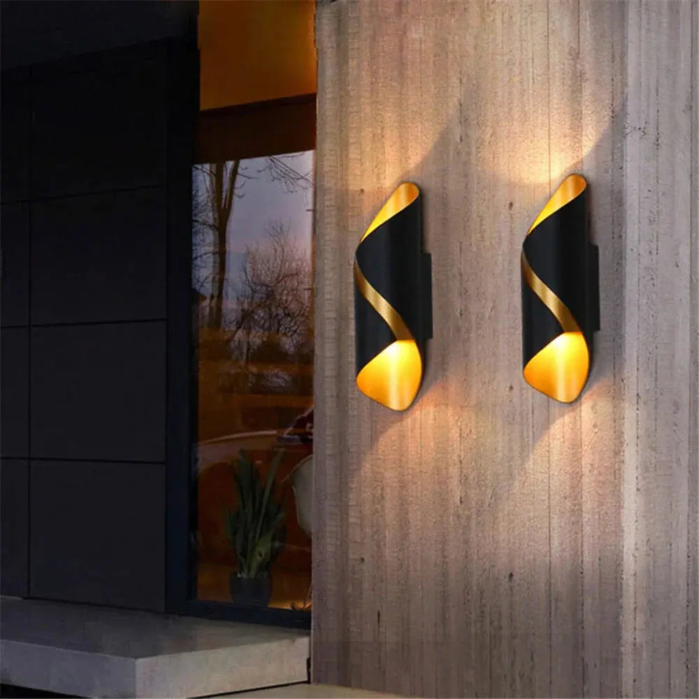 BowLift | VividAura – Sleek LED Wall Light for Stylish Outdoor Spaces