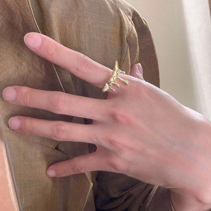 BowLift | Stylish Lava Ring