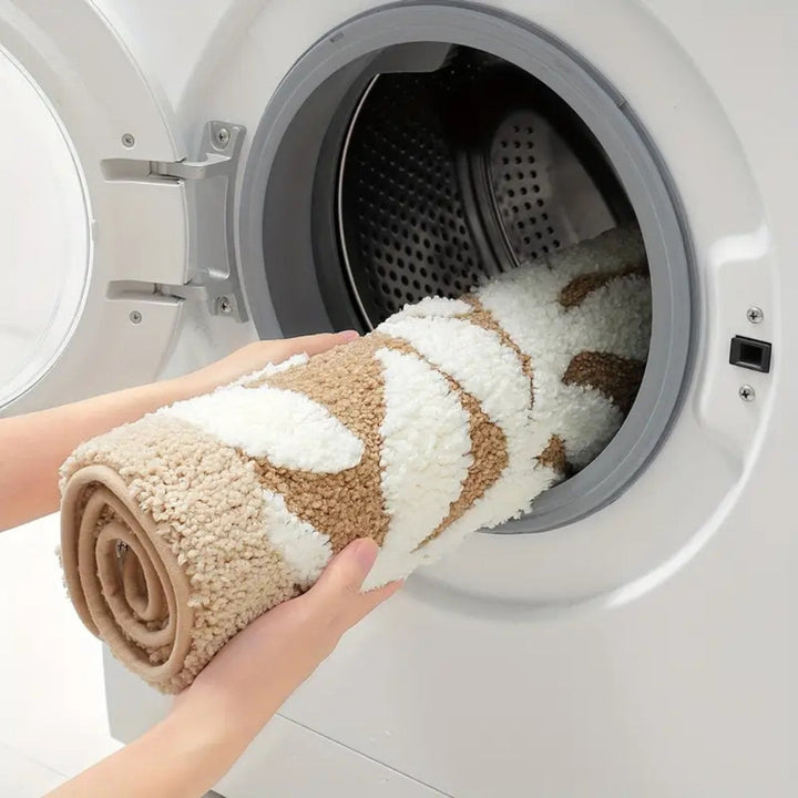 BowLift | Zyphire Leaf Pattern Bath Mat