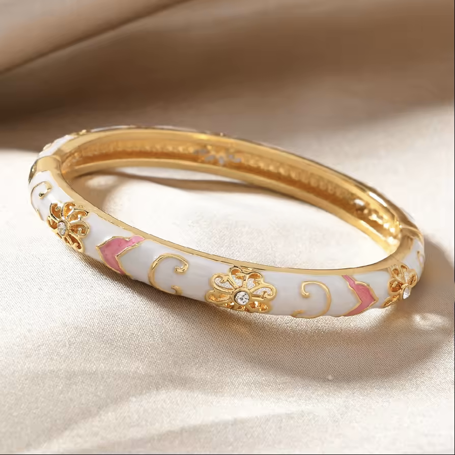 BowLift | 4pc Floral Accented Bangle Stack