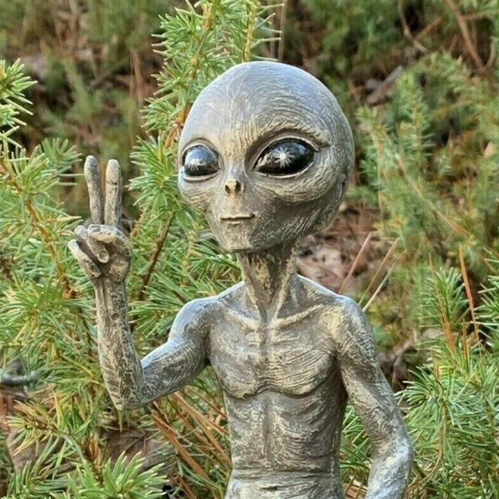 Statue Garden Alien | Bowlift