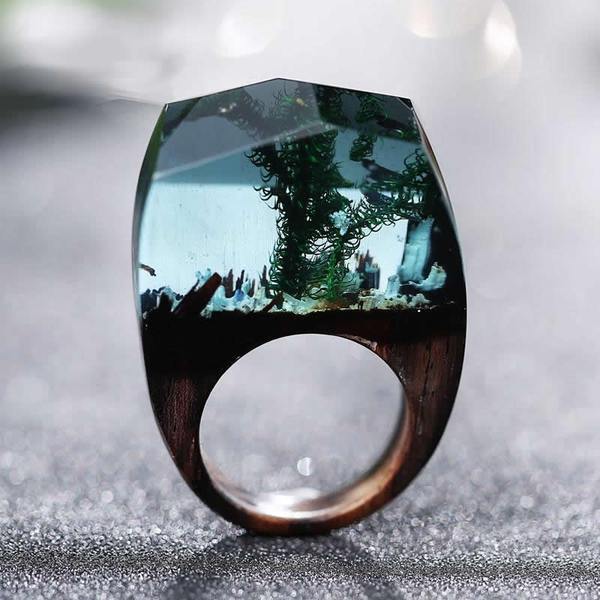Quanta - Underwater Plants Resin Ring | Bowlift