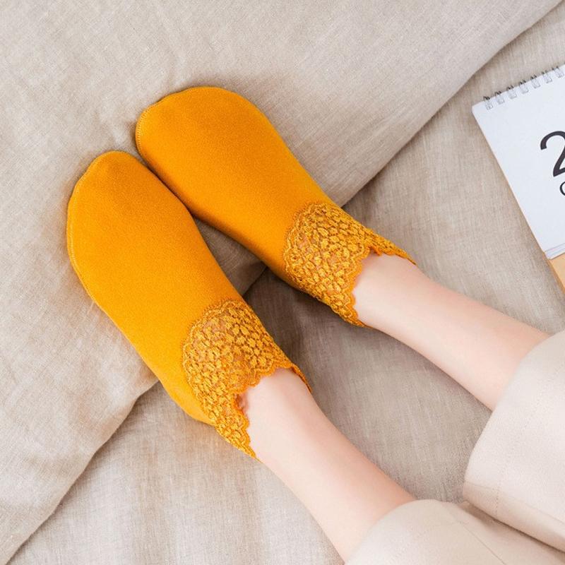 BowLift | New warm socks with stylish lace