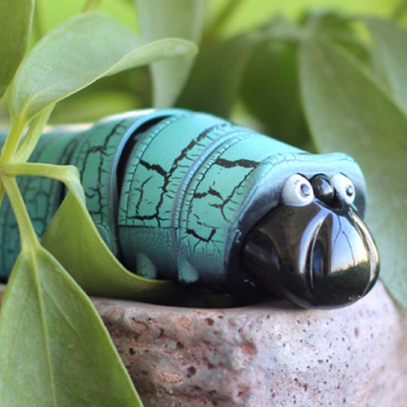 BowLift | Electric Remote Control Caterpillar Toy