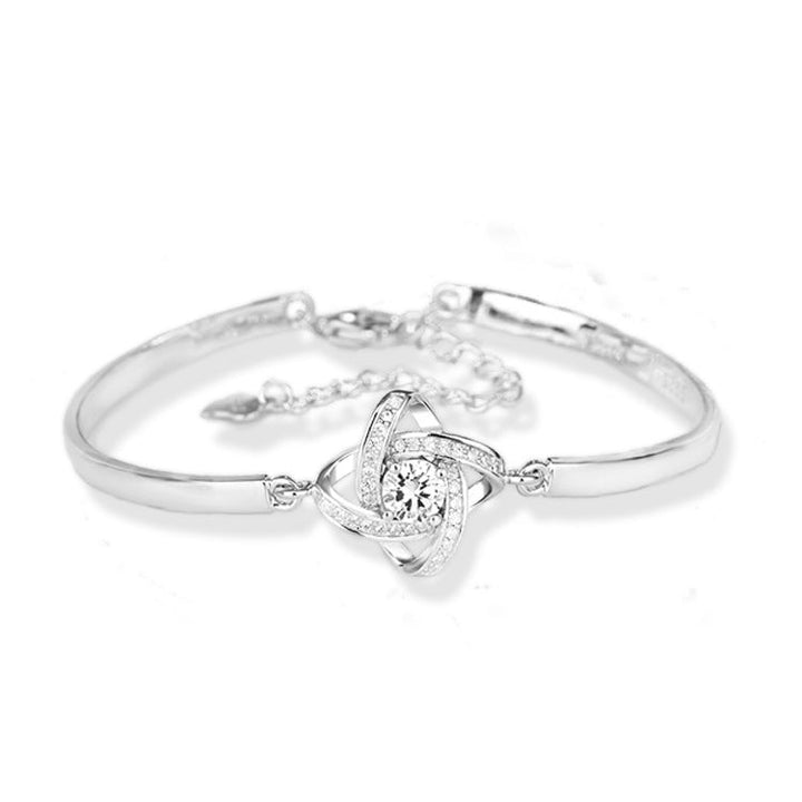 Stylish Love Knot Bracelet | Perfect for Daily Wear Enjoyment! Bowlift