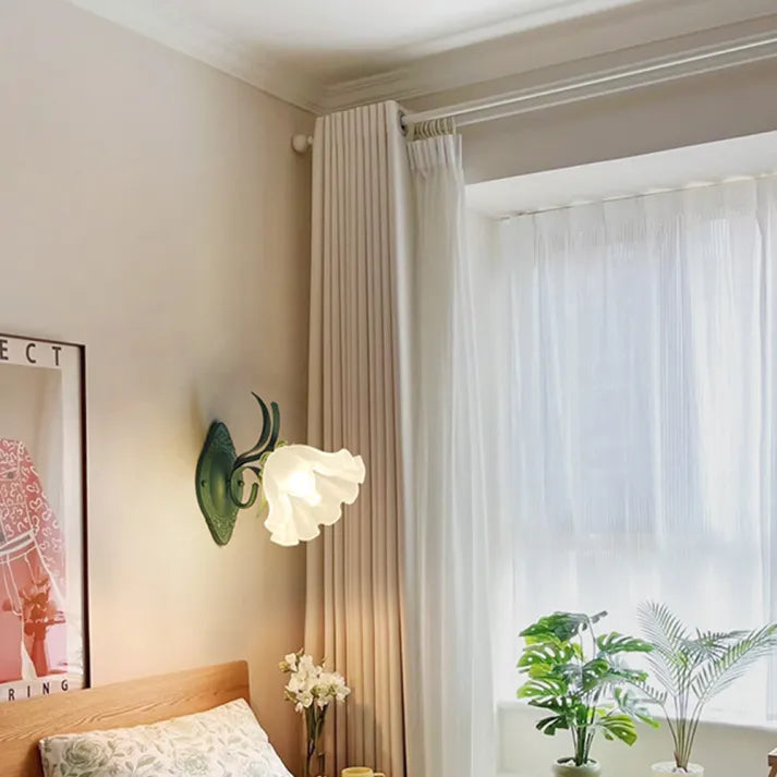 BowLift | Stylish LED Wall Sconce with Floral Motif Combination of Nature and Elegance
