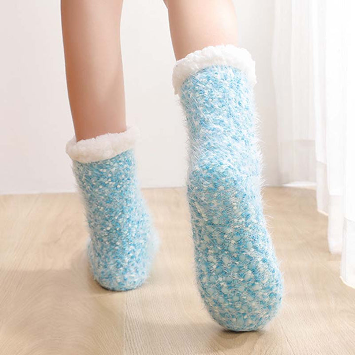 BowLift | WarmStep - All-day warmth and non-slip comfort socks for your feet