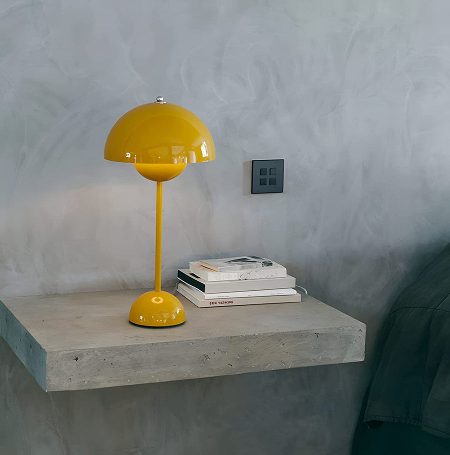 BowLift | Minimalist Flowerpot Table Lamp - Rechargeable Bedside Lamp & Cordless Design Mushroom Shaped Lamps