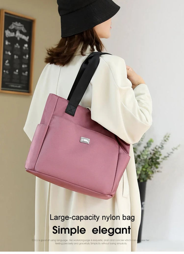 BowLift | Nylon shoulder bag with large capacity – water-repellent with multiple pockets