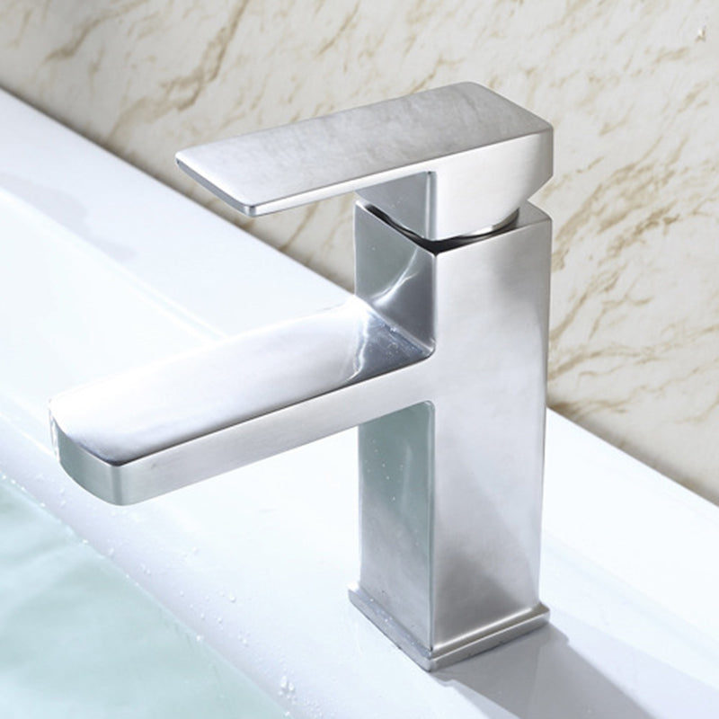 BowLift | Basic sink faucet simple low arc metal centerset sink faucet for bathroom