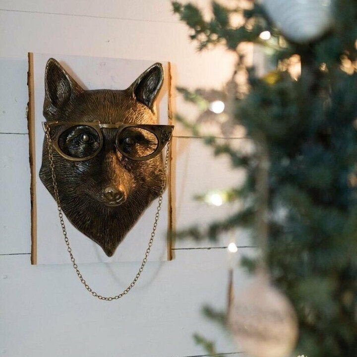 ArtBeest Animal Head Wall Decoration – Hand-Painted Playful Figures Made of Resin | Bowlift