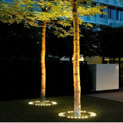 BowLift | Warm White Outdoor LED Tree Uplight