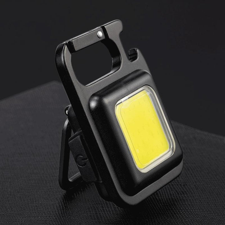 BowLift | LED Flashlight on Keychain – Light Always at Hand