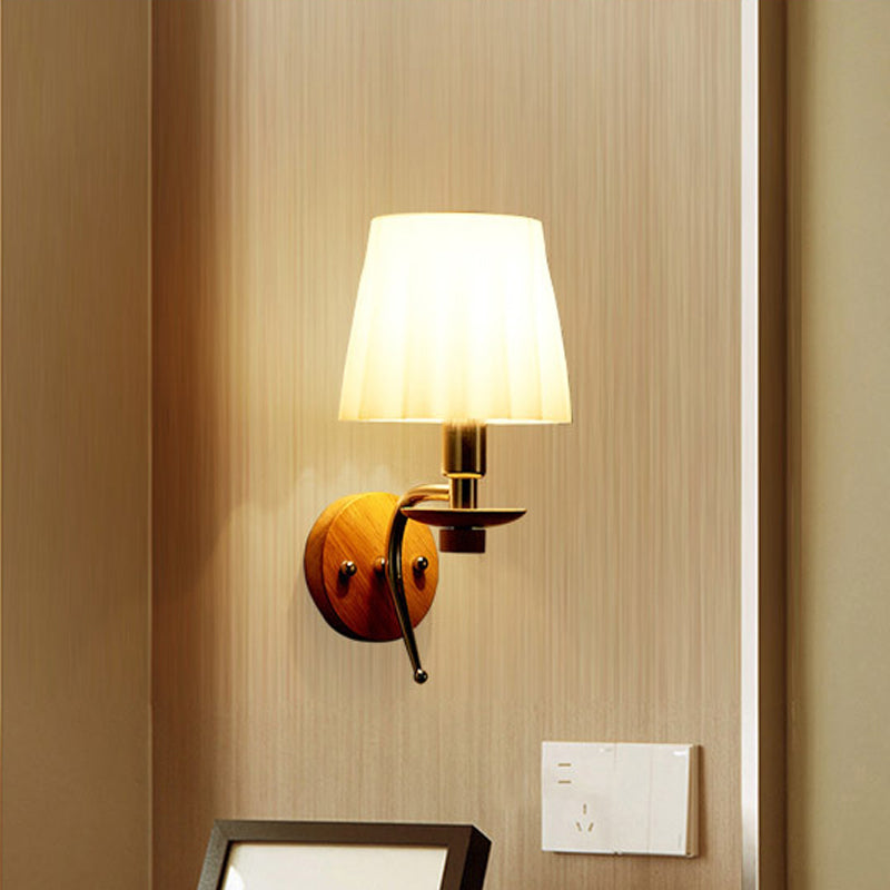 BowLift | 1-Bulb Tapered Wall Mount Contemporary White/Beige Fabric Wall Light for Corridor