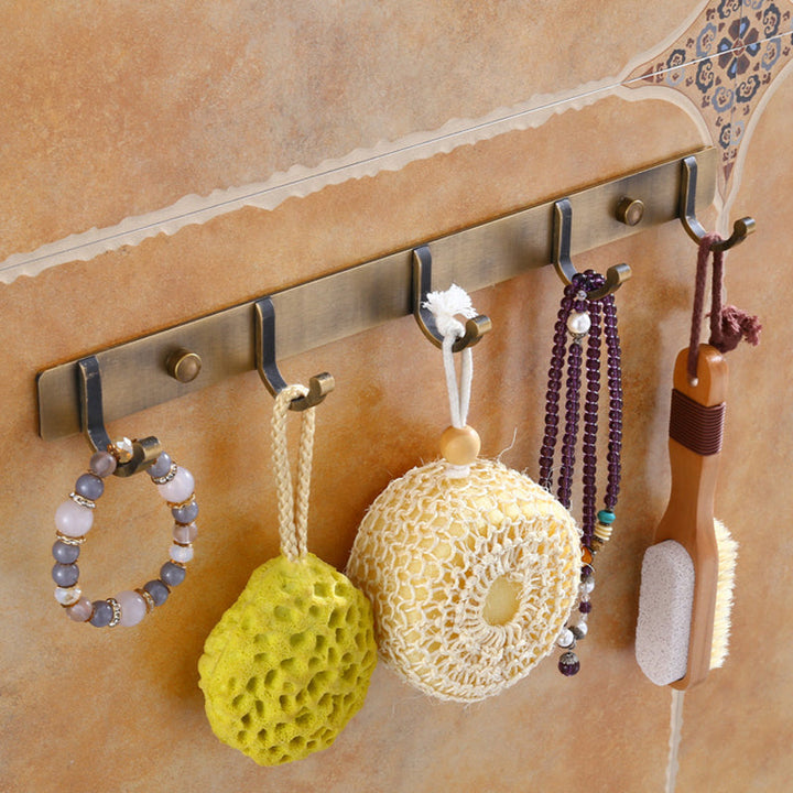 BowLift | Traditional Metal Bathroom Accessories Hardware Set with Soap Dish
