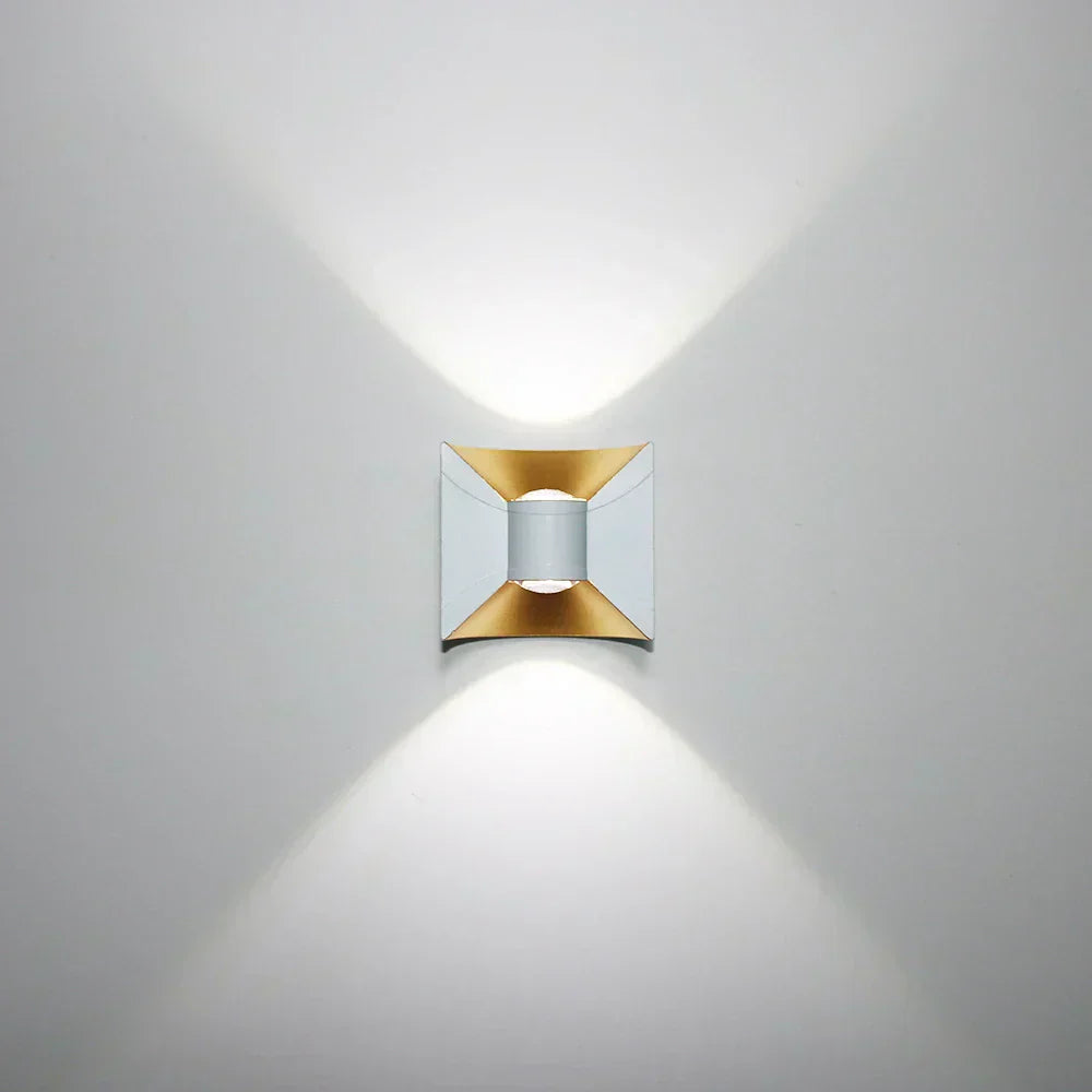 BowLift | Light guard in front of your door