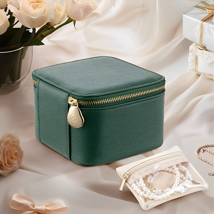 BowLift | Leather jewelry box for travel