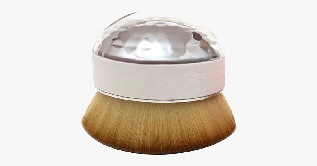 BowLift | Easy-to-use Palm Oval Brush for perfect blending of makeup