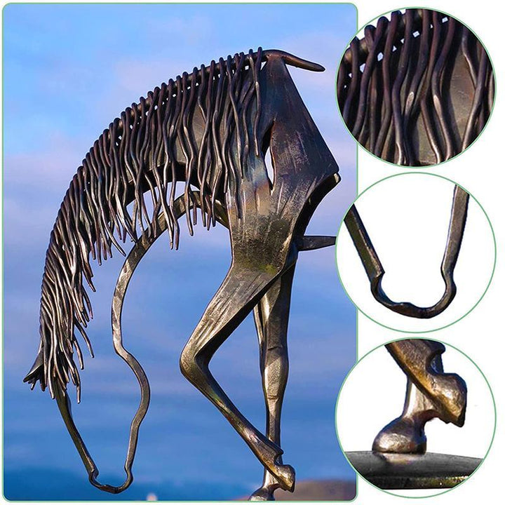 BowLift | Horse sculpture decoration