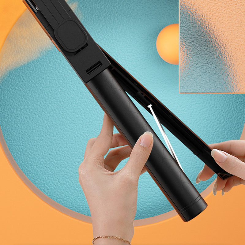 Selfie stick with LED additional light | Bowlift