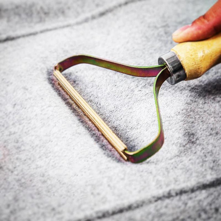 BowLift | Lint remover for cashmere wool sweaters knitwear