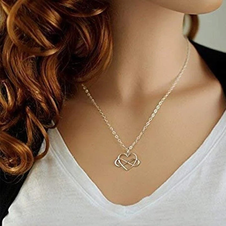 BowLift | Love Bow Non-biological Sister Necklace Best Friend Necklace