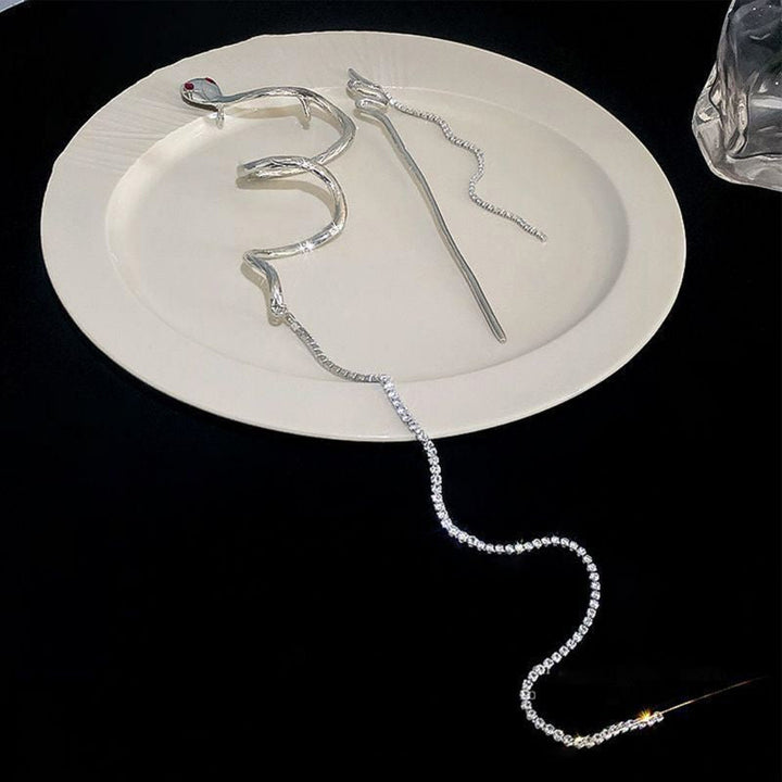 BowLift | Silver Spiral Snake Tassel Hairpin
