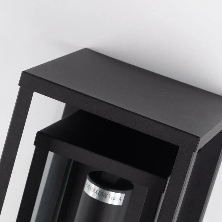 BowLift | LuxaSconce | Wall light made of glass for outdoor use