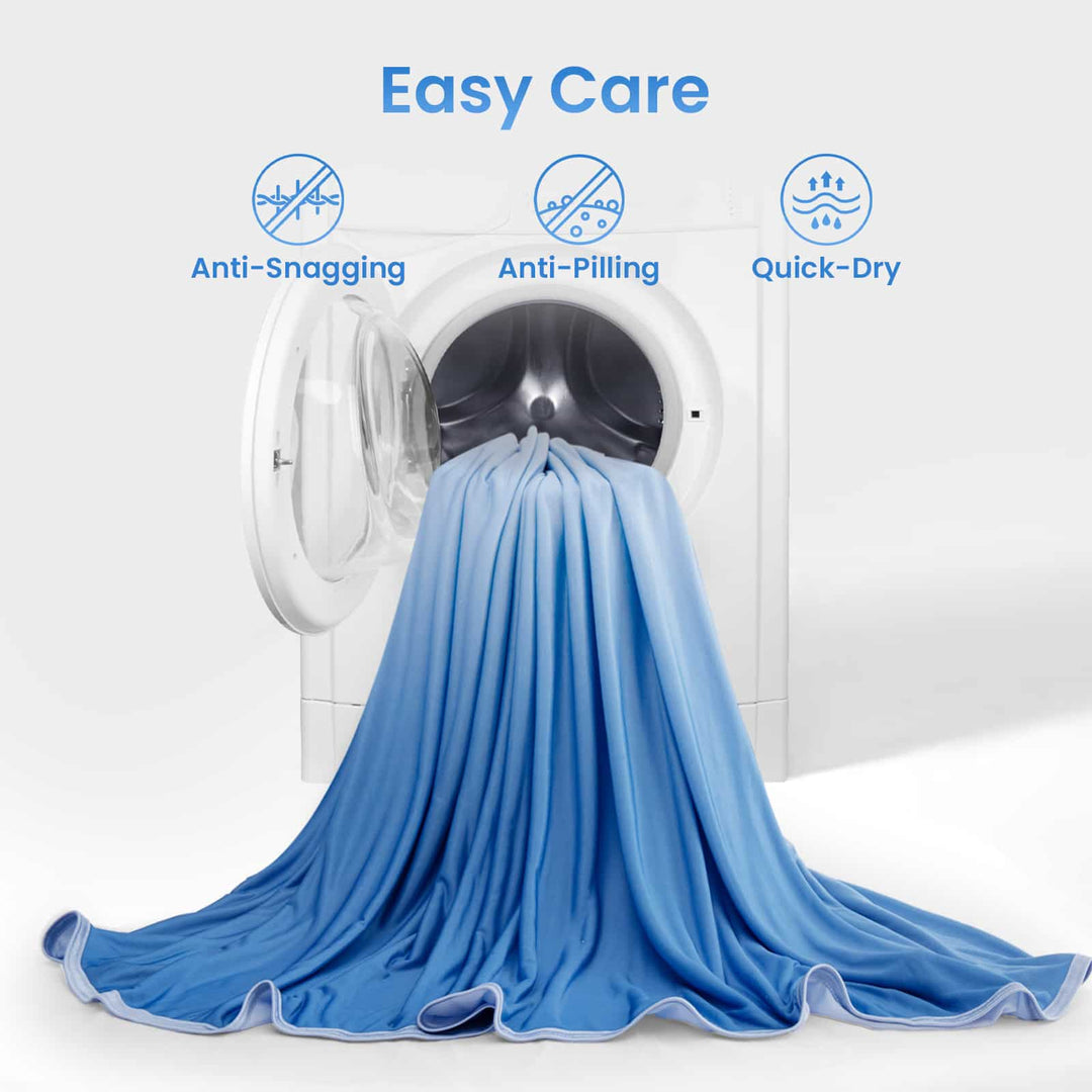 Q-Max > 0.5 Gradient Blue Cooling Blanket – Double-Sided, Breathable & Machine Washable | Bowlift