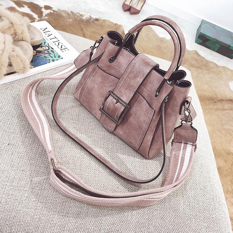 BowLift | New Retro Bucket Bag