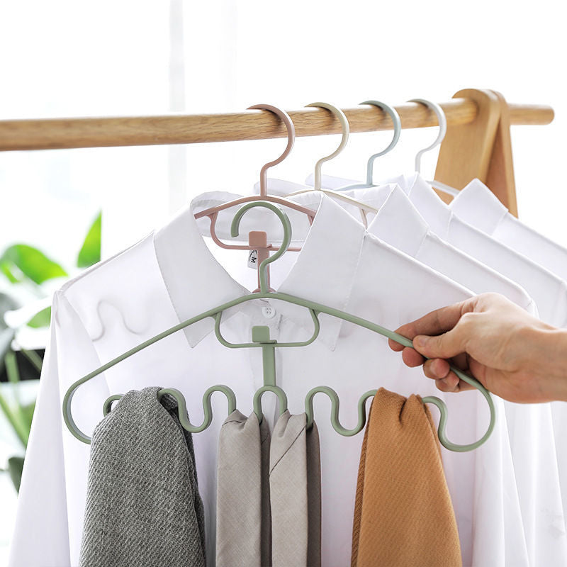 Japanese Space-Saving Wavy Cloth Hanger | Bowlift