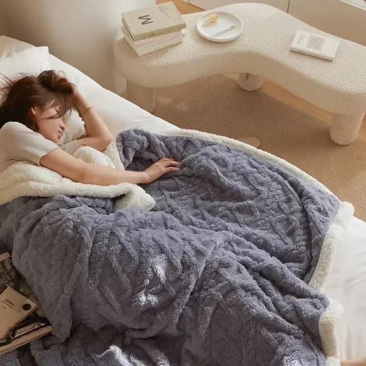BowLift | Thick Warm Fleece Blanket Soft Stylish for Bedroom and Sofa