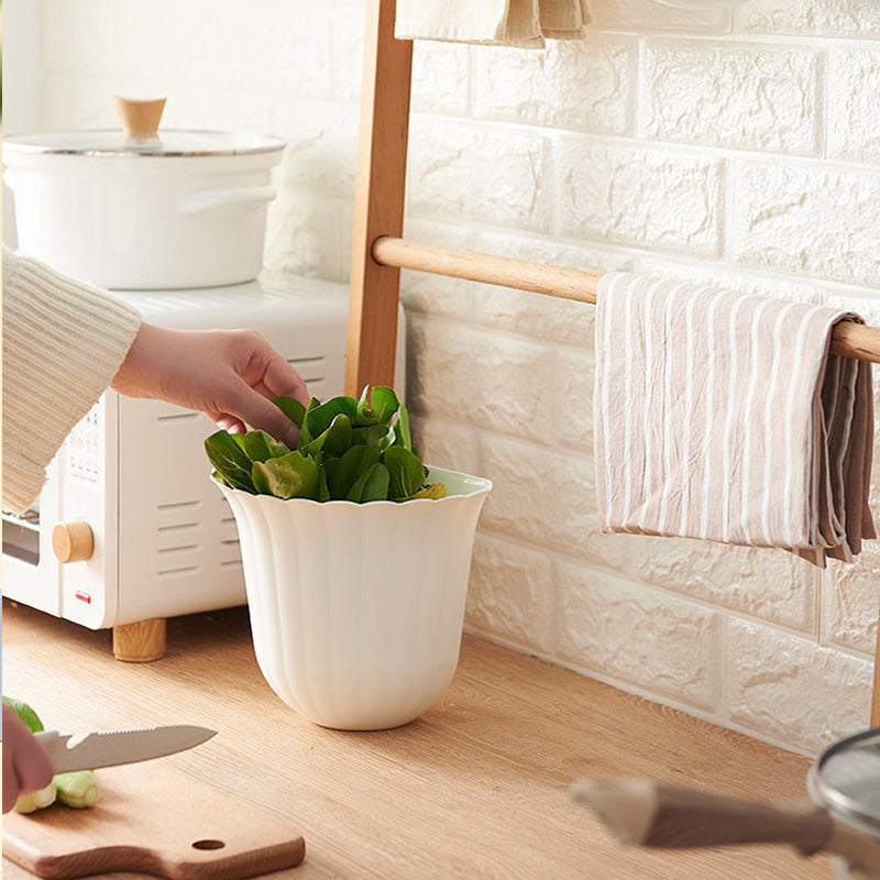 Hanging Trash Can, Kitchen Waste Bin for Cabinet Door | Bowlift