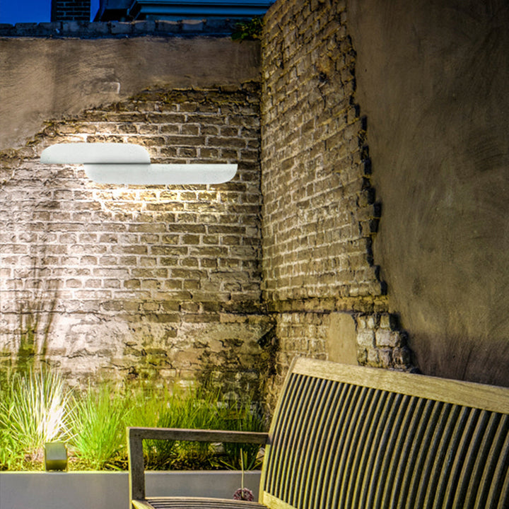 BowLift | Modern Waterproof Curved Outdoor Wall Lamp