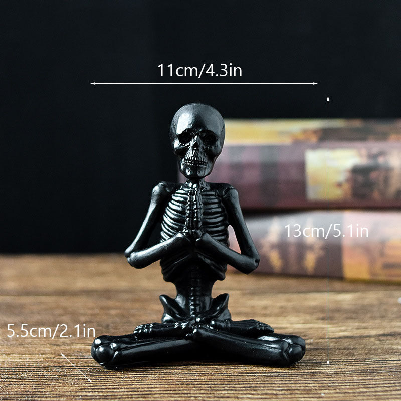 BowLift | Halloween Figurine – Resin Ornament in Vintage White or Black