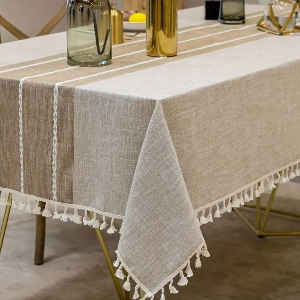 BowLift | TableCover – Stylish, rustic protection for your dining table