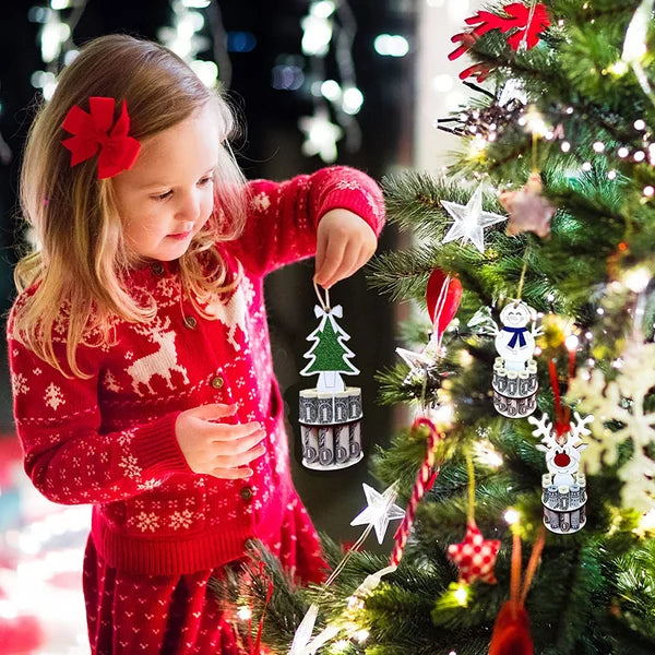 BowLift | Christmas Money Holder Pendant | Wooden Ornament to Hang | Creative Gift for Children